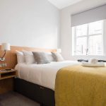 PREMIER-SUITES-Reading-one-bedroom-double-bed