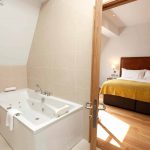 PREMIER-SUITES-PLUS-Dublin-Ballsbridge-bedroom-with-bath-in-two-bedroom-penthouse
