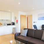 i-kitchen-living-area-Kingston-Lanyard-2-bed